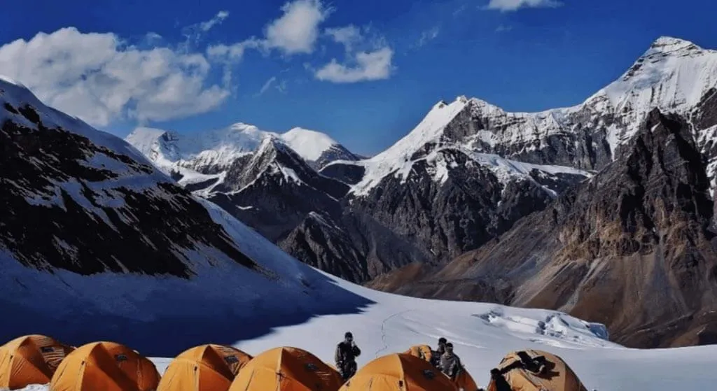 PISANG PEAK CLIMBING