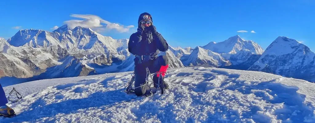 ISLAND PEAK CLIMBING